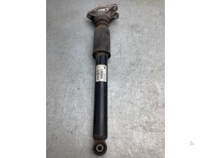 Used Rear shock absorber, right BMW 3 serie Touring (F31) 320d 2.0 16V Price € 25,00 Margin scheme offered by Gebr Opdam B.V.