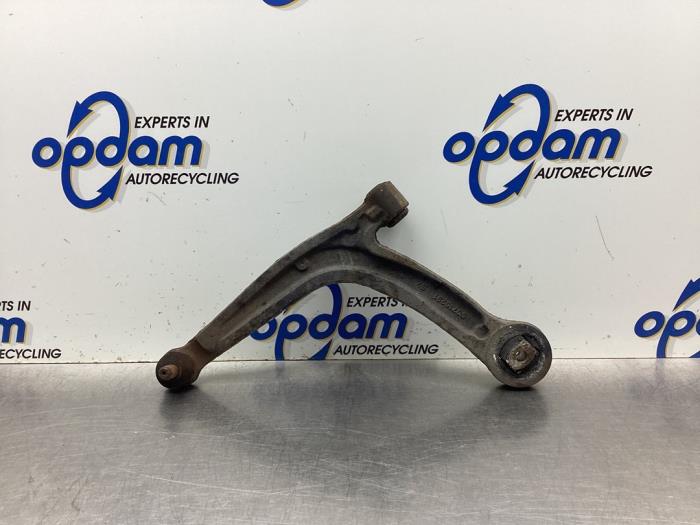 Front lower wishbone, left from a Ford Ka II 1.2 2014