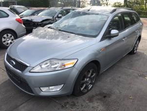 Used Front suspension system, right Ford Mondeo IV Wagon 2.0 16V Price on request offered by Gebr Opdam B.V.