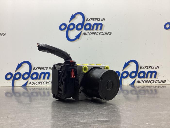 Begagnade ABS-pump Volkswagen Fox (5Z) 1.2 Pris € 90,00 Marginaltabell erbjuds av Gebr Opdam B.V.