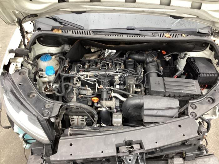Getriebe van een Volkswagen Caddy III (2KA,2KH,2CA,2CH) 1.6 TDI 16V 2011