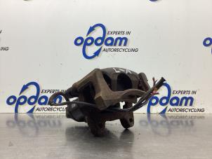 Used Rear brake calliper, left Volkswagen Tiguan (5N1/2) 1.4 TSI 16V Price € 100,00 Margin scheme offered by Gebr Opdam B.V.