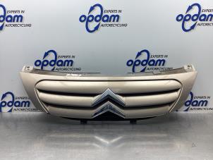 Used Grille Citroen C3 (FC/FL/FT) 1.1 Price € 50,00 Margin scheme offered by Gebr Opdam B.V.
