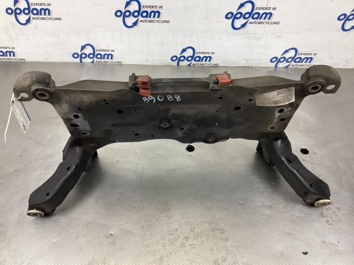 Begagnade Underram Volvo V40 (MV) 1.6 D2 Pris € 150,00 Marginaltabell erbjuds av Gebr Opdam B.V.