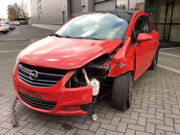 Gebrauchte Getriebe Opel Corsa D 1.2 16V Preis € 150,00 Margenregelung angeboten von Gebr Opdam B.V.