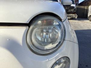 Używane Reflektor lewy Fiat 500 (312) 1.2 69 Cena € 75,00 Procedura marży oferowane przez Gebr Opdam B.V.
