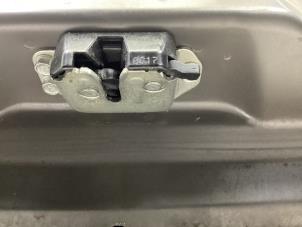 Used Tailgate lock mechanism Chevrolet Spark (M300) 1.0 16V Price € 30,00 Margin scheme offered by Gebr Opdam B.V.