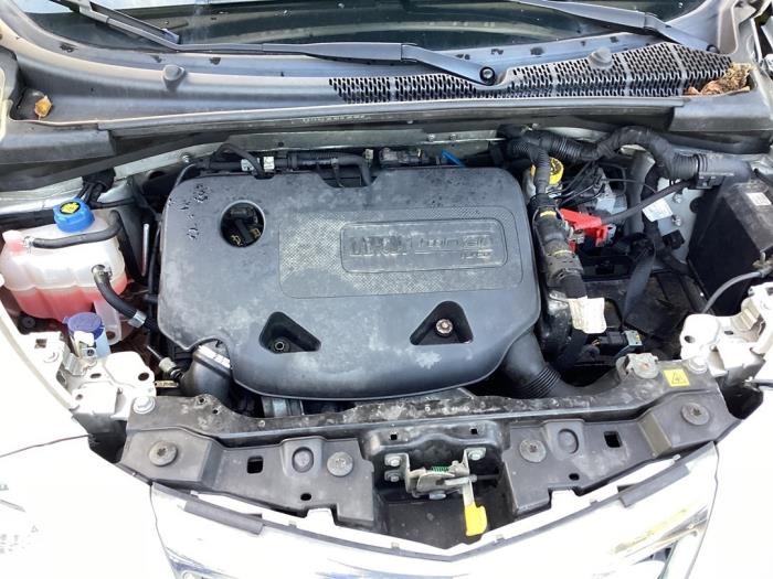 Engine from a Lancia Ypsilon (312) 0.9 TwinAir 80 2014