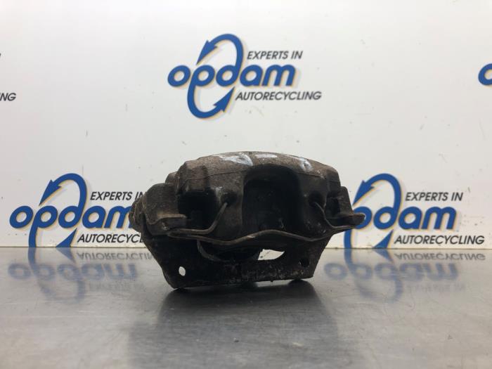 Gebrauchte Bremszange rechts hinten Volvo C30 (EK/MK) 1.6 D 16V Preis € 45,00 Margenregelung angeboten von Gebr Opdam B.V.