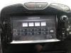 Display Multi Media control unit from a Renault Clio IV (5R) 1.5 Energy dCi 90 FAP 2014