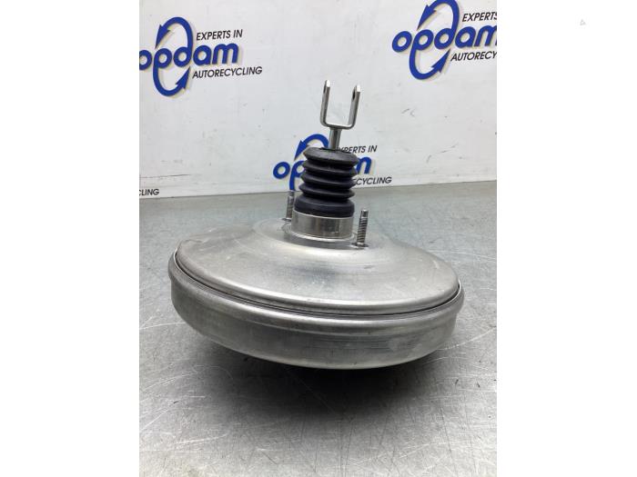Usagé Servo frein BMW X1 (F48) sDrive 20i 2.0 16V Twin Power Turbo Prix € 150,00 Règlement à la marge proposé par Gebr Opdam B.V.