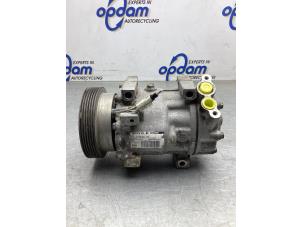 Used Air conditioning pump Dacia Duster (HS) 1.6 16V 4x4 Price € 80,00 Margin scheme offered by Gebr Opdam B.V.