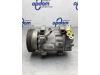 Air conditioning pump from a Dacia Duster (HS) 1.6 16V 4x4 2012
