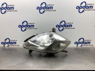 Used Headlight, right Daihatsu Sirion 2 (M3) 1.0 12V DVVT Price € 75,00 Margin scheme offered by Gebr Opdam B.V.