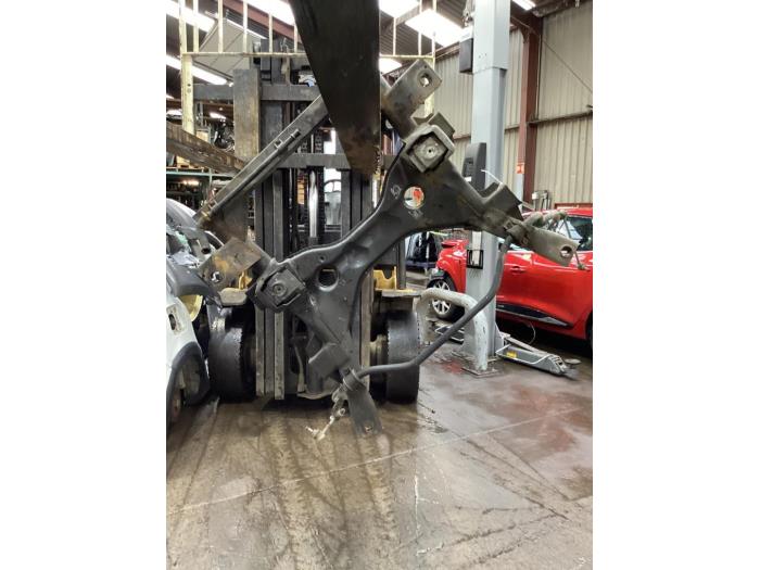 Used Subframe Mercedes Vito (639.6) 2.2 111 CDI 16V Price € 100,00 Margin scheme offered by Gebr Opdam B.V.