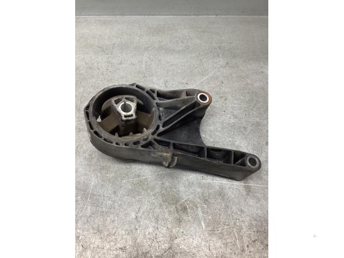 Used Engine mount Opel Astra J Sports Tourer (PD8/PE8/PF8) 1.7 CDTi 16V Price € 20,00 Margin scheme offered by Gebr Opdam B.V.