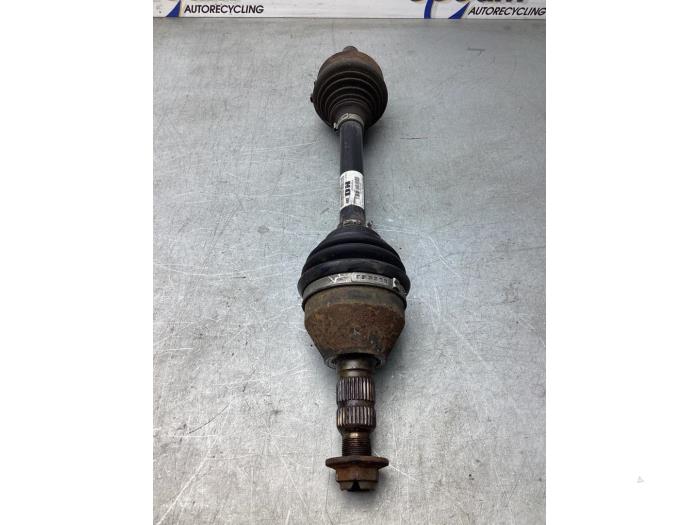 Front drive shaft, left from a Opel Astra J Sports Tourer (PD8/PE8/PF8) 1.7 CDTi 16V 2011