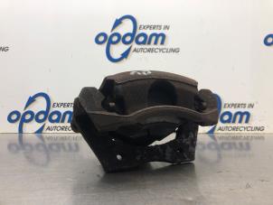 Used Front brake calliper, right Ford Mondeo III Wagon 2.0 16V Price € 50,00 Margin scheme offered by Gebr Opdam B.V.