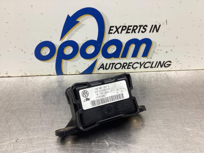 Begagnade Esp Duo-sensor Volkswagen Touran (1T1/T2) 1.9 TDI 105 Euro 3 Pris € 45,00 Marginaltabell erbjuds av Gebr Opdam B.V.