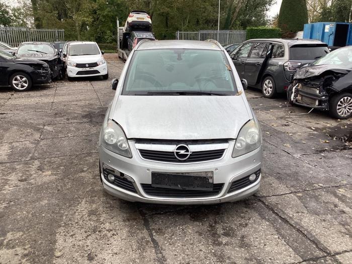 Headlight, left Opel Zafira 2.2 16V Direct Ecotec - 93192443