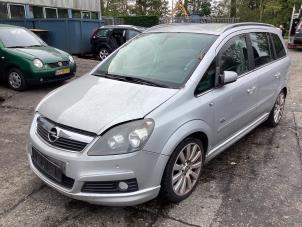 Used Sill, left Opel Zafira (M75) 2.2 16V Direct Ecotec Price on request offered by Gebr Opdam B.V.