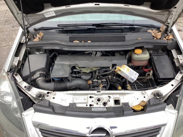 Begagnade ABS-pump Opel Zafira (M75) 2.2 16V Direct Ecotec Pris € 112,00 Marginaltabell erbjuds av Gebr Opdam B.V.