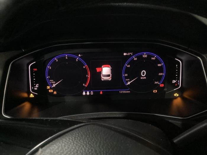 Engine from a Volkswagen T-Roc 1.0 TSI 12V BlueMotion 2019