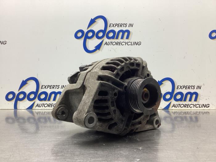 Begagnade Dynamo Opel Corsa D 1.4 16V Twinport Pris € 22,00 Marginaltabell erbjuds av Gebr Opdam B.V.