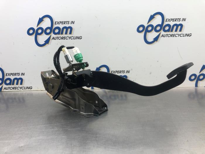 Używane Pedal hamulca Honda Insight (ZE2) 1.3 16V VTEC Cena € 68,00 Procedura marży oferowane przez Gebr Opdam B.V.