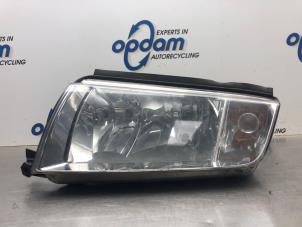 Used Headlight, left Skoda Fabia (6Y2) 1.4i Price € 60,00 Margin scheme offered by Gebr Opdam B.V.