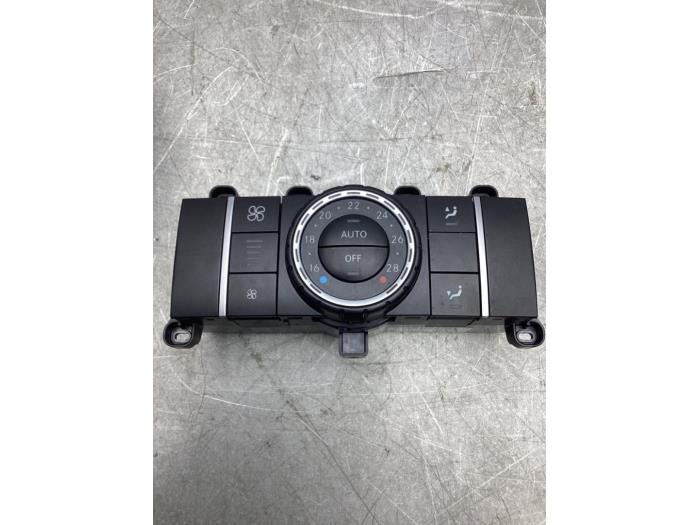 Begagnade Värmekontrollpanel Mercedes GLE (W166) 400 3.0 V6 24V 4-Matic Pris € 125,00 Marginaltabell erbjuds av Gebr Opdam B.V.