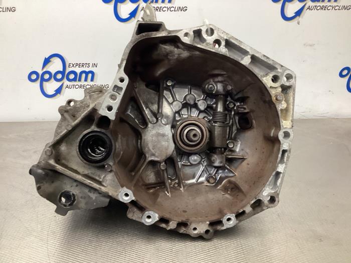 Gearbox Toyota Aygo 1.0 12V VVT-i - 20TT01 1KRFE 20TT01