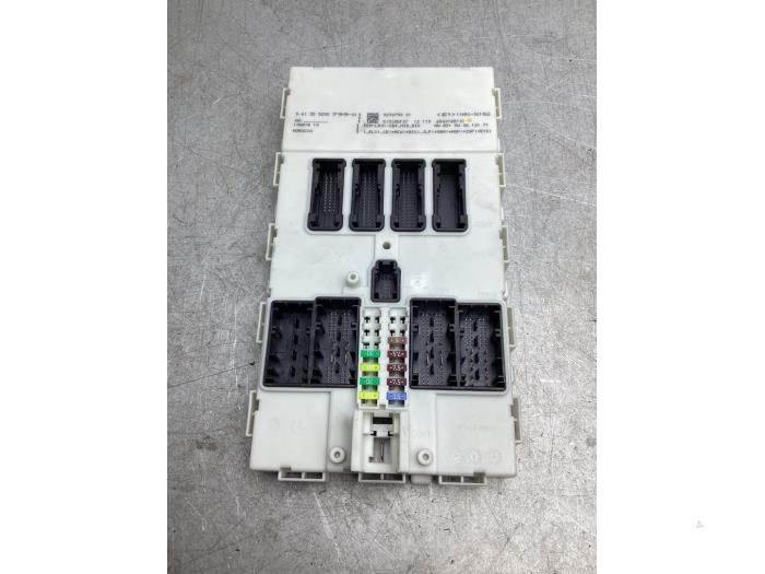 Fuse box from a BMW 3 serie (F30) 320i 2.0 16V 2012