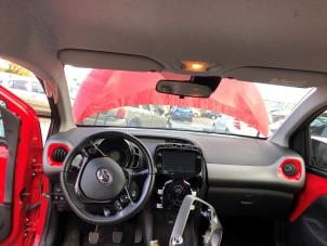 Usagé Kit + module airbag Toyota Aygo (B40) 1.0 12V VVT-i Prix sur demande proposé par Gebr Opdam B.V.