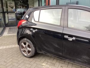 Gebrauchte Tür 4-türig rechts hinten Hyundai i20 1.2i 16V Preis € 200,00 Margenregelung angeboten von Gebr Opdam B.V.