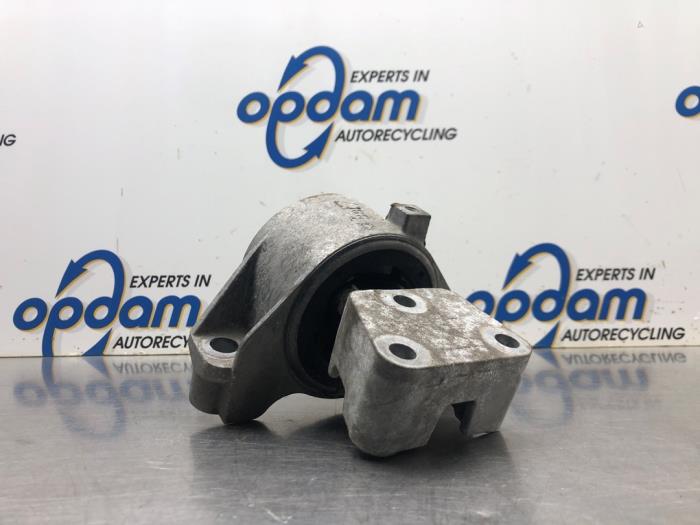 Used Engine mount Peugeot Bipper (AA) 1.3 HDI Price € 22,00 Margin scheme offered by Gebr Opdam B.V.