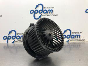Used Heating and ventilation fan motor Nissan Micra (K12) 1.2 16V Price € 50,00 Margin scheme offered by Gebr Opdam B.V.