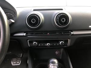 Used 12 volt connection Audi A3 Sportback (8VA/8VF) 1.4 TFSI 16V e-tron Price on request offered by Gebr Opdam B.V.