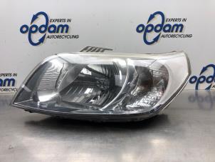 Używane Reflektor lewy Chevrolet Aveo (250) 1.2 16V Cena € 75,00 Procedura marży oferowane przez Gebr Opdam B.V.