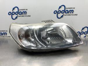 Used Headlight, right Chevrolet Aveo (250) 1.2 16V Price € 75,00 Margin scheme offered by Gebr Opdam B.V.