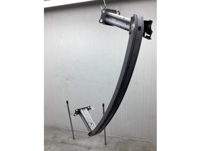 Front bumper frame from a Renault Espace (RFCJ) 1.8 Energy Tce 225 EDC 2018