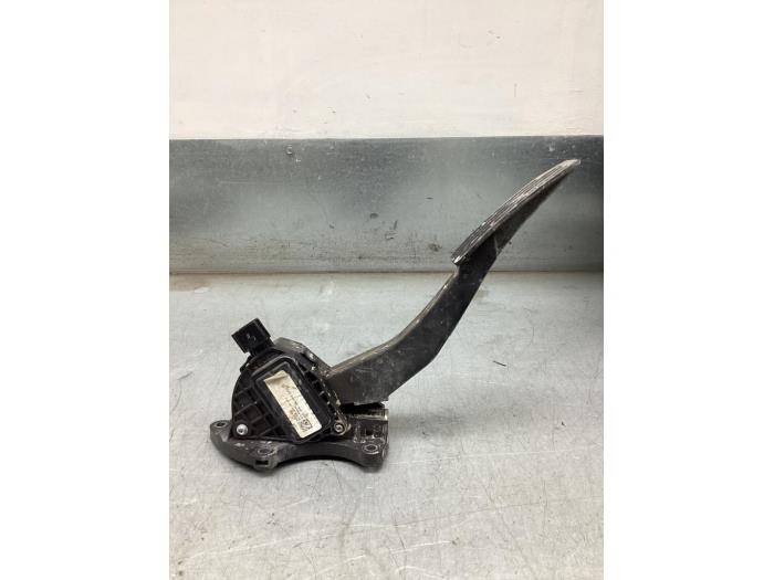 Begagnade Gaspedalsensor Landrover Discovery Sport (LC) 2.0 Si4 16V Pris € 75,00 Marginaltabell erbjuds av Gebr Opdam B.V.