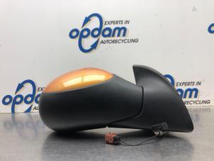 Used Wing mirror, right Peugeot 1007 (KM) 1.4 Price € 50,00 Margin scheme offered by Gebr Opdam B.V.