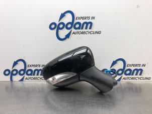 Used Wing mirror, right Renault Clio IV Estate/Grandtour (7R) 0.9 Energy TCE 12V Price € 100,00 Margin scheme offered by Gebr Opdam B.V.