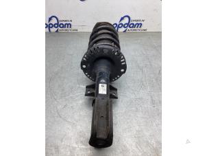 Used Front shock absorber rod, right Volkswagen Crafter (SY) 2.0 TDI Price € 242,00 Inclusive VAT offered by Gebr Opdam B.V.