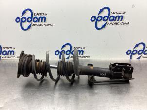 Used Front shock absorber rod, right Renault Clio IV (5R) 1.5 Energy dCi 90 FAP Price € 60,00 Margin scheme offered by Gebr Opdam B.V.