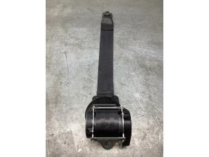 Used Rear seatbelt, left Landrover Discovery Sport (LC) 2.0 Si4 16V Price € 50,00 Margin scheme offered by Gebr Opdam B.V.
