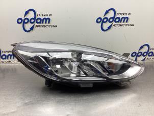 Used Headlight, right Ford Fiesta 7 1.1 Ti-VCT 12V 85 Price € 225,00 Margin scheme offered by Gebr Opdam B.V.