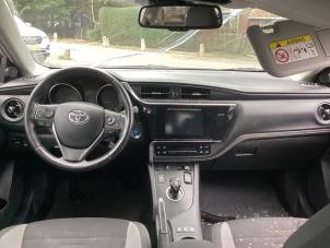 Usados Juego y módulo de airbag Toyota Auris (E18) 1.8 16V Hybrid Precio € 1.000,00 Norma de margen ofrecido por Gebr Opdam B.V.