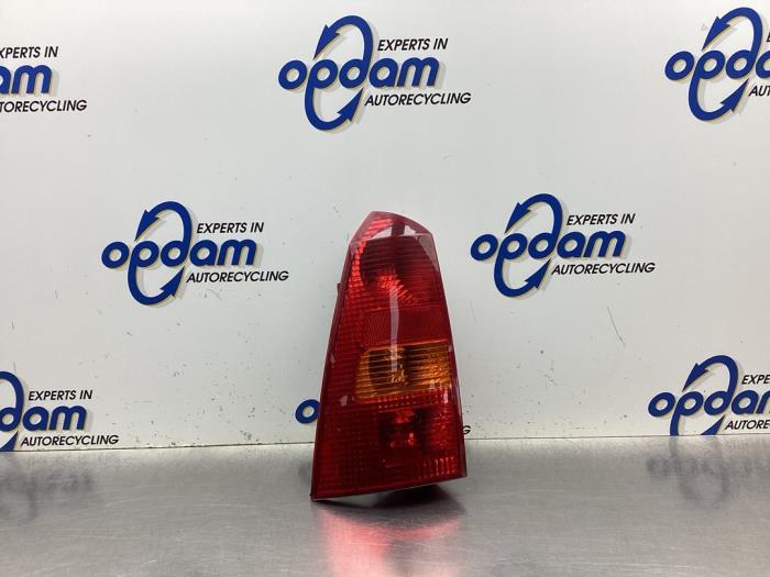 Taillight, left from a Ford Focus 1 Wagon 1.4 16V 2002